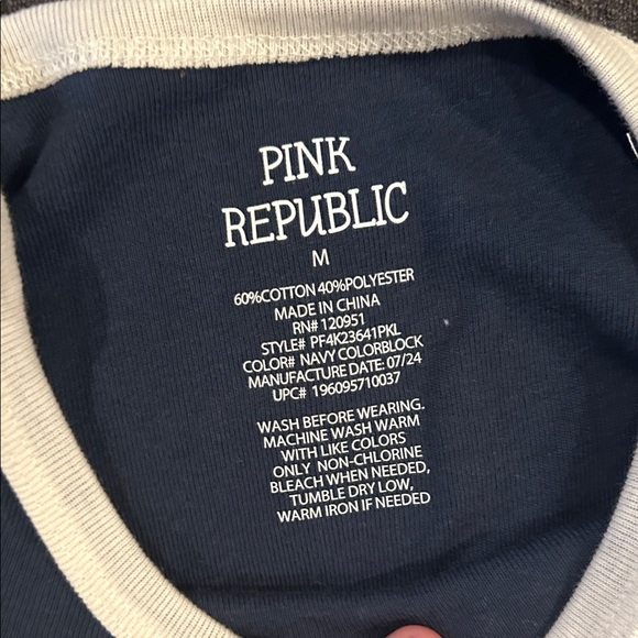 Cream and Navy Long Sleeve Top with 95 Graphic - Picture 2 of 3